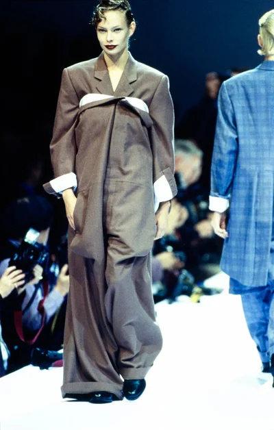 Look 25
